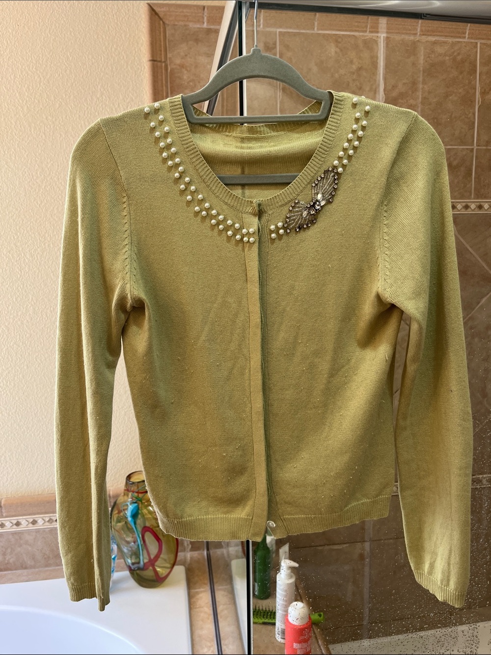 Pearl-Trim Light Green Women’s Cardigan Sweater Vintage